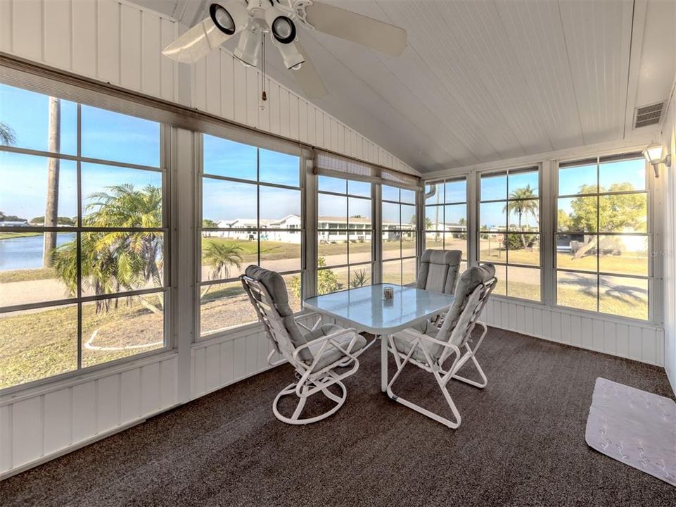 En Venta: $139,900 (2 camas, 2 baños, 1055 Pies cuadrados)