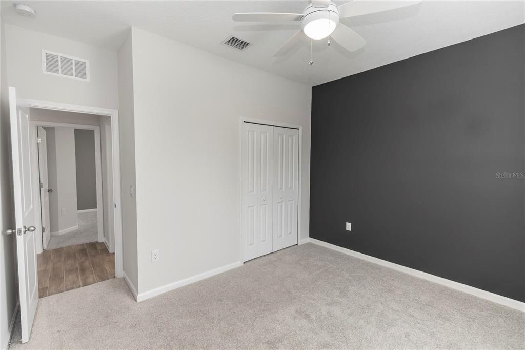 For Sale: $359,000 (4 beds, 2 baths, 1959 Square Feet)