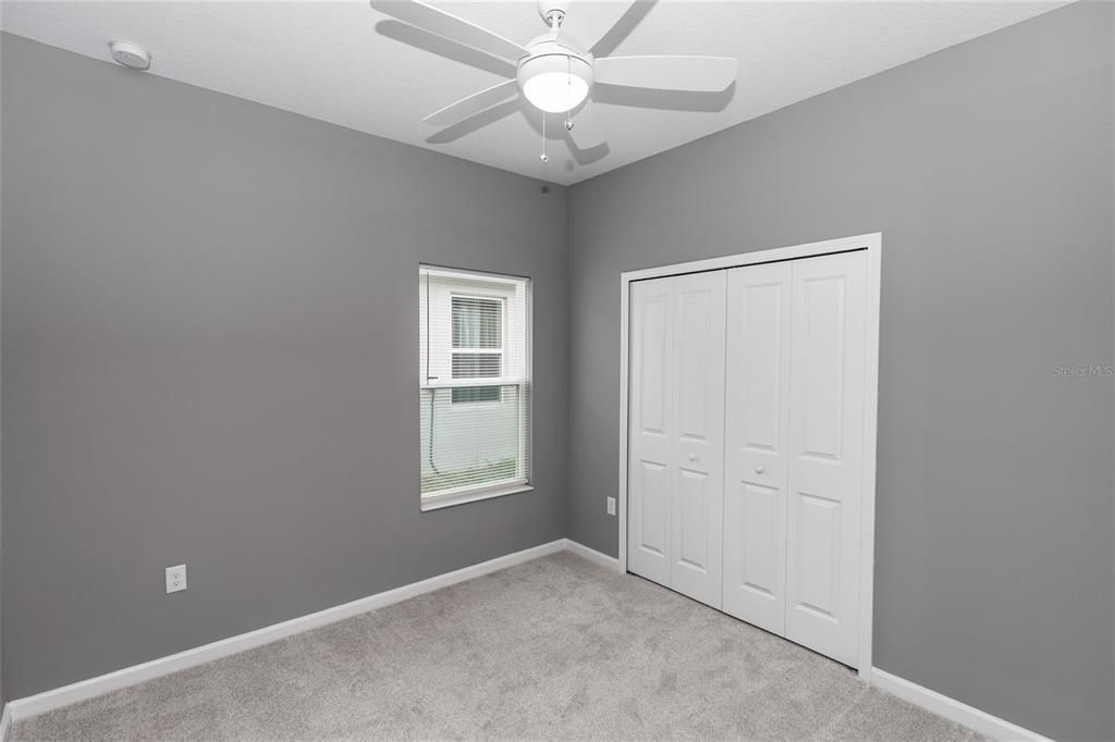 For Sale: $359,000 (4 beds, 2 baths, 1959 Square Feet)