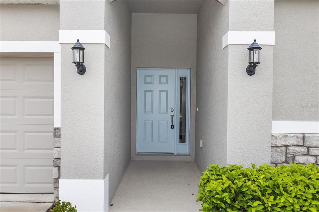 For Sale: $359,000 (4 beds, 2 baths, 1959 Square Feet)