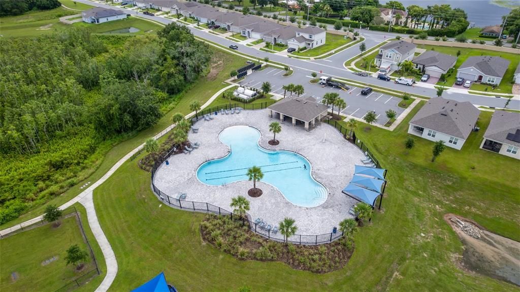 For Sale: $359,000 (4 beds, 2 baths, 1959 Square Feet)