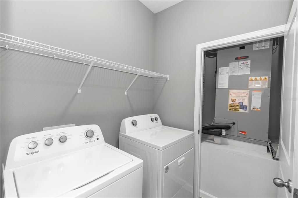 For Sale: $359,000 (4 beds, 2 baths, 1959 Square Feet)