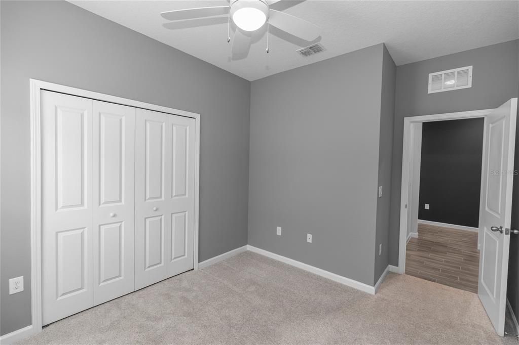 For Sale: $359,000 (4 beds, 2 baths, 1959 Square Feet)