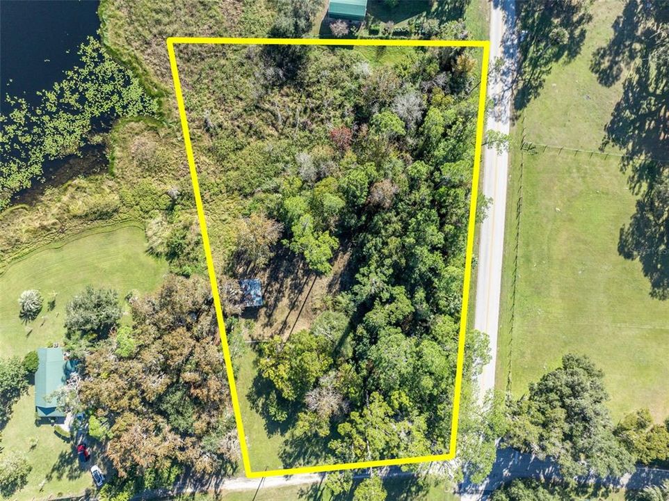 待售: $150,000 (1.56 acres)