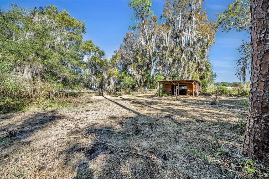 待售: $150,000 (1.56 acres)