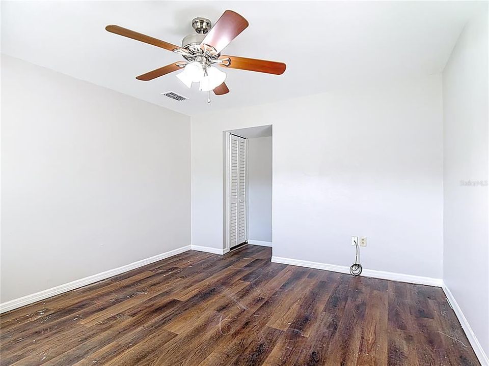 En Venta: $274,900 (3 camas, 2 baños, 1560 Pies cuadrados)