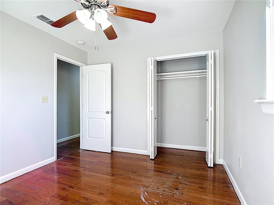 En Venta: $274,900 (3 camas, 2 baños, 1560 Pies cuadrados)