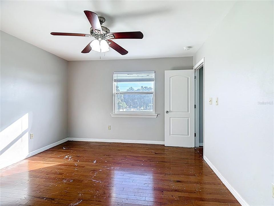 En Venta: $274,900 (3 camas, 2 baños, 1560 Pies cuadrados)