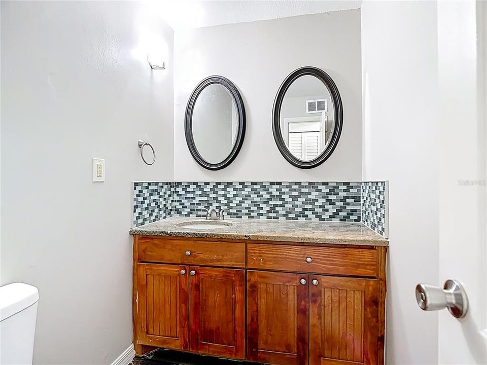 En Venta: $274,900 (3 camas, 2 baños, 1560 Pies cuadrados)