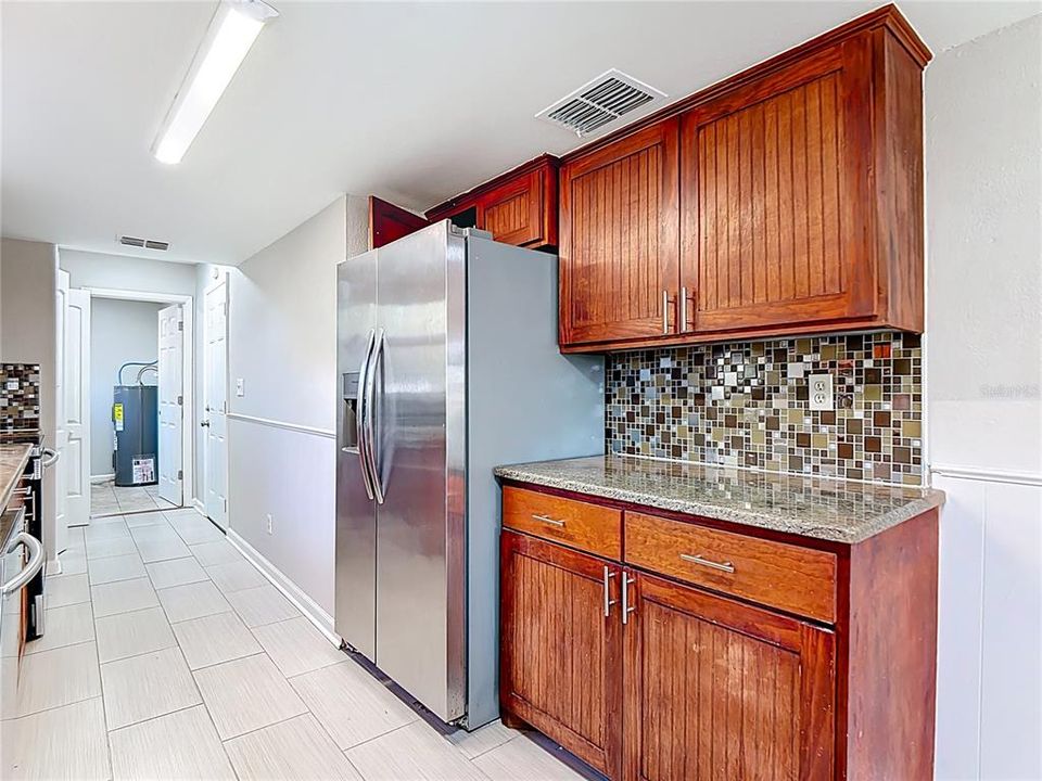 En Venta: $274,900 (3 camas, 2 baños, 1560 Pies cuadrados)