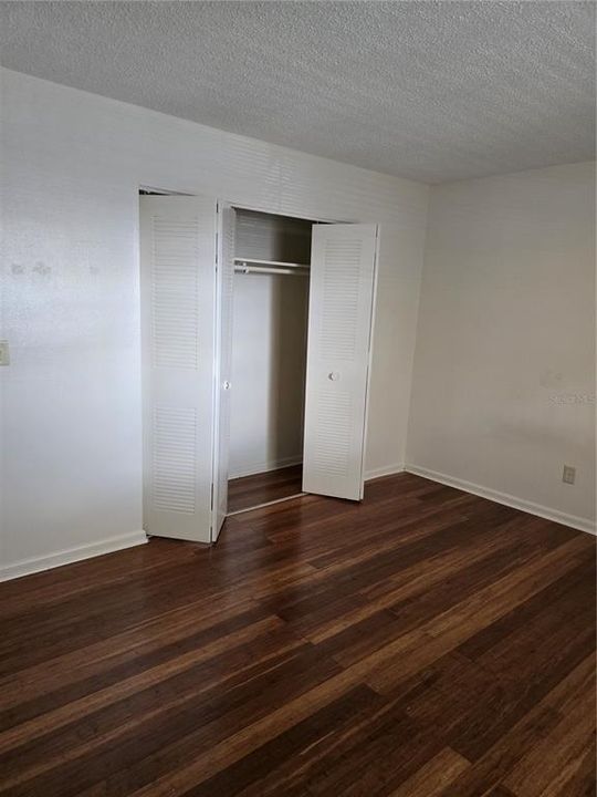For Sale: $129,500 (2 beds, 1 baths, 760 Square Feet)