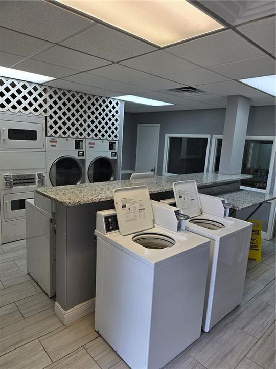 For Sale: $129,500 (2 beds, 1 baths, 760 Square Feet)