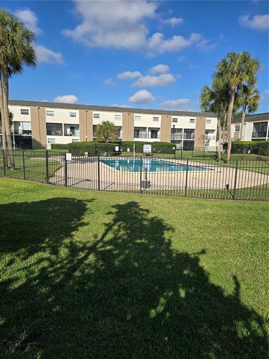 For Sale: $129,500 (2 beds, 1 baths, 760 Square Feet)