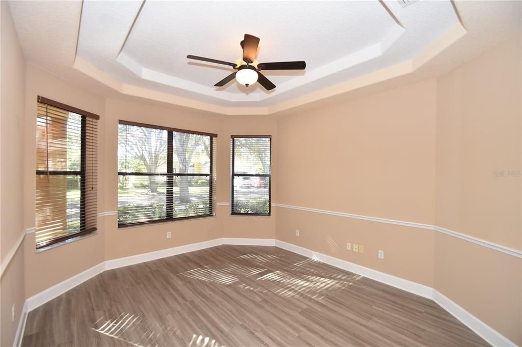 For Rent: $3,275 (3 beds, 2 baths, 2572 Square Feet)