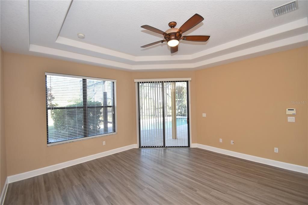 For Rent: $3,275 (3 beds, 2 baths, 2572 Square Feet)