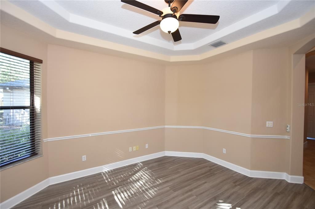 For Rent: $3,275 (3 beds, 2 baths, 2572 Square Feet)