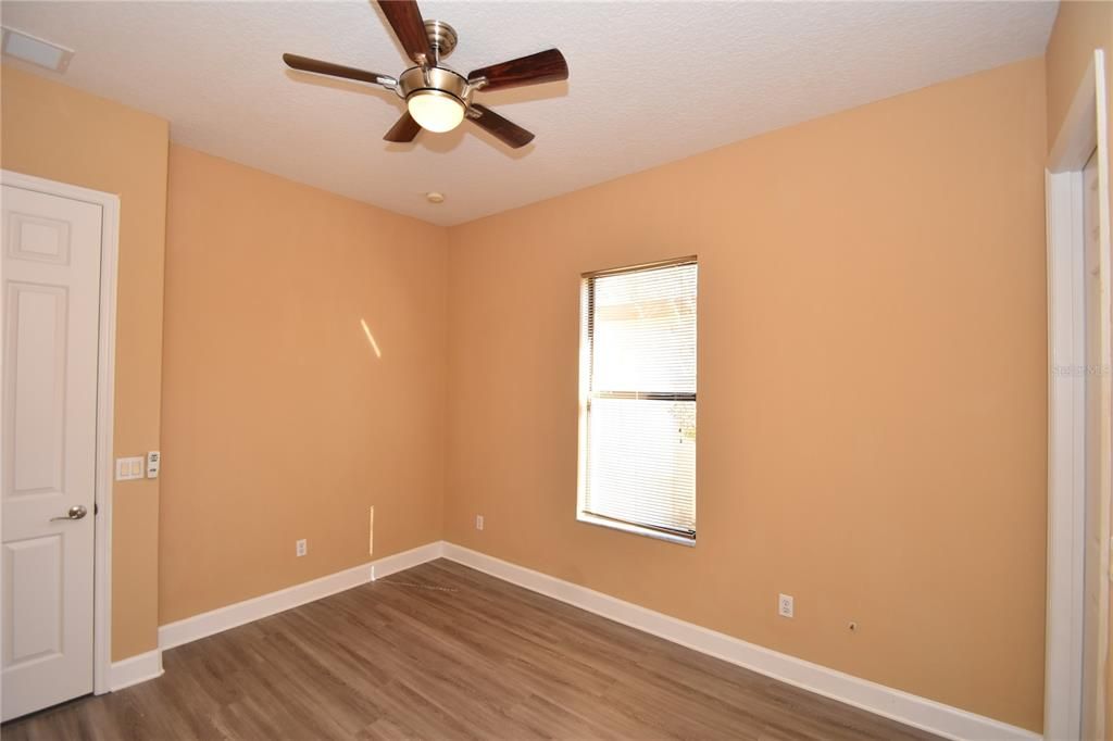 For Rent: $3,275 (3 beds, 2 baths, 2572 Square Feet)