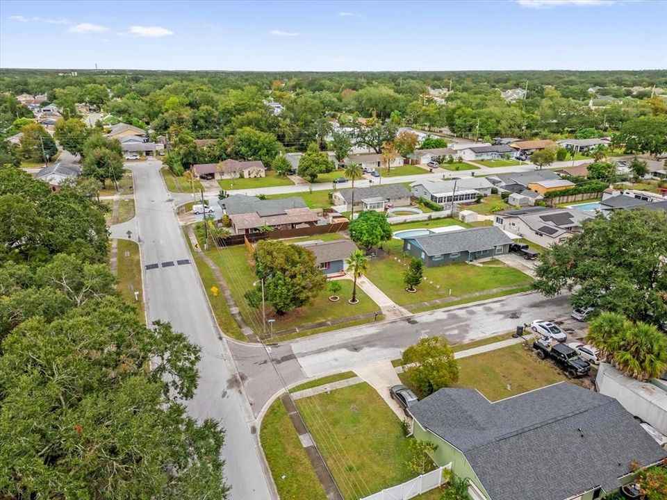 На продажу: $320,000 (3 спален, 2 ванн, 1192 Квадратных фут)