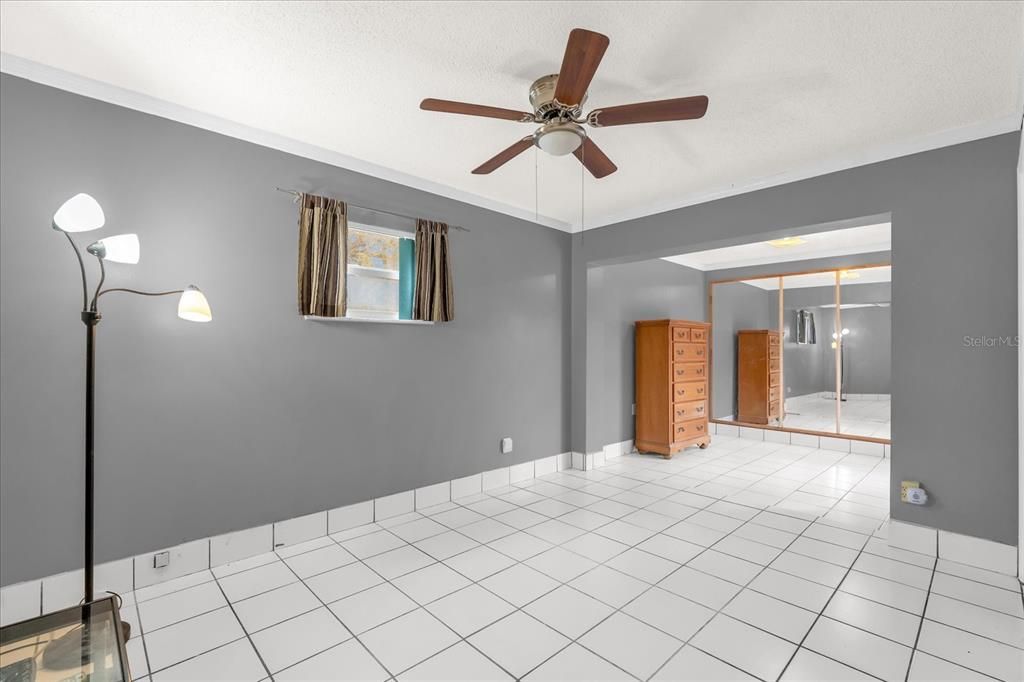 На продажу: $320,000 (3 спален, 2 ванн, 1192 Квадратных фут)