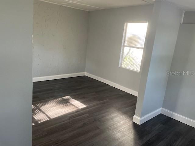 待售: $175,000 (2 贝兹, 1 浴室, 656 平方英尺)