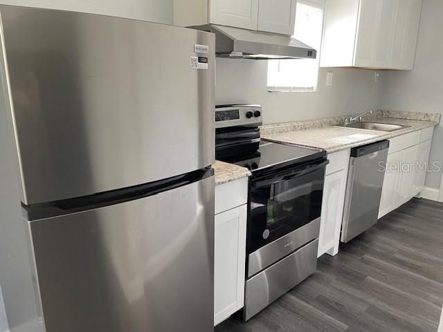 待售: $175,000 (2 贝兹, 1 浴室, 656 平方英尺)