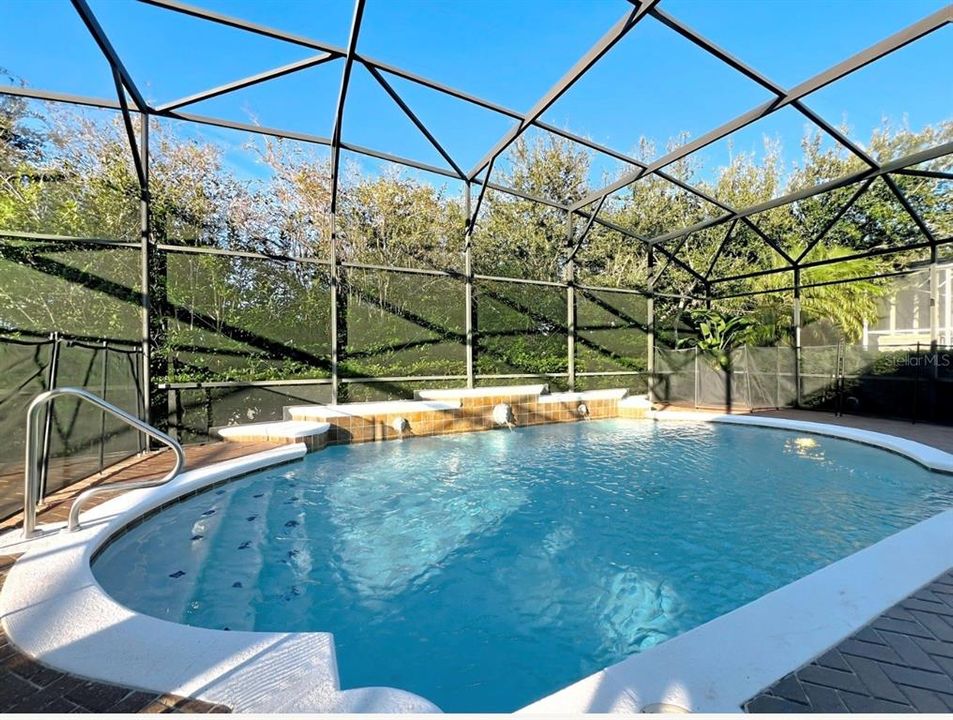 В аренду: $3,300 (4 спален, 2 ванн, 2102 Квадратных фут)