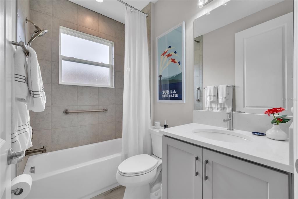 En Venta: $565,000 (2 camas, 2 baños, 1710 Pies cuadrados)