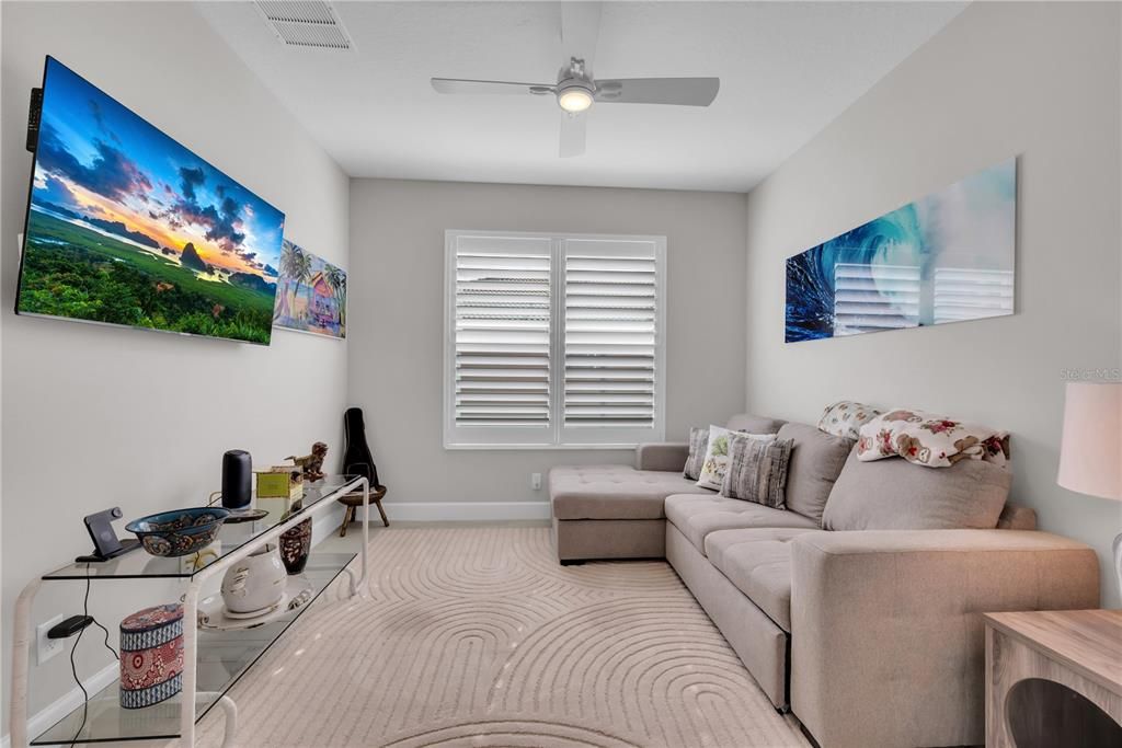 En Venta: $565,000 (2 camas, 2 baños, 1710 Pies cuadrados)