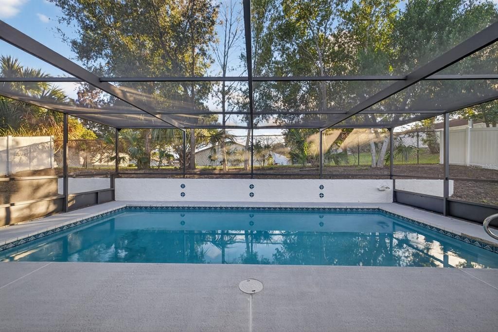 На продажу: $329,900 (3 спален, 2 ванн, 1344 Квадратных фут)