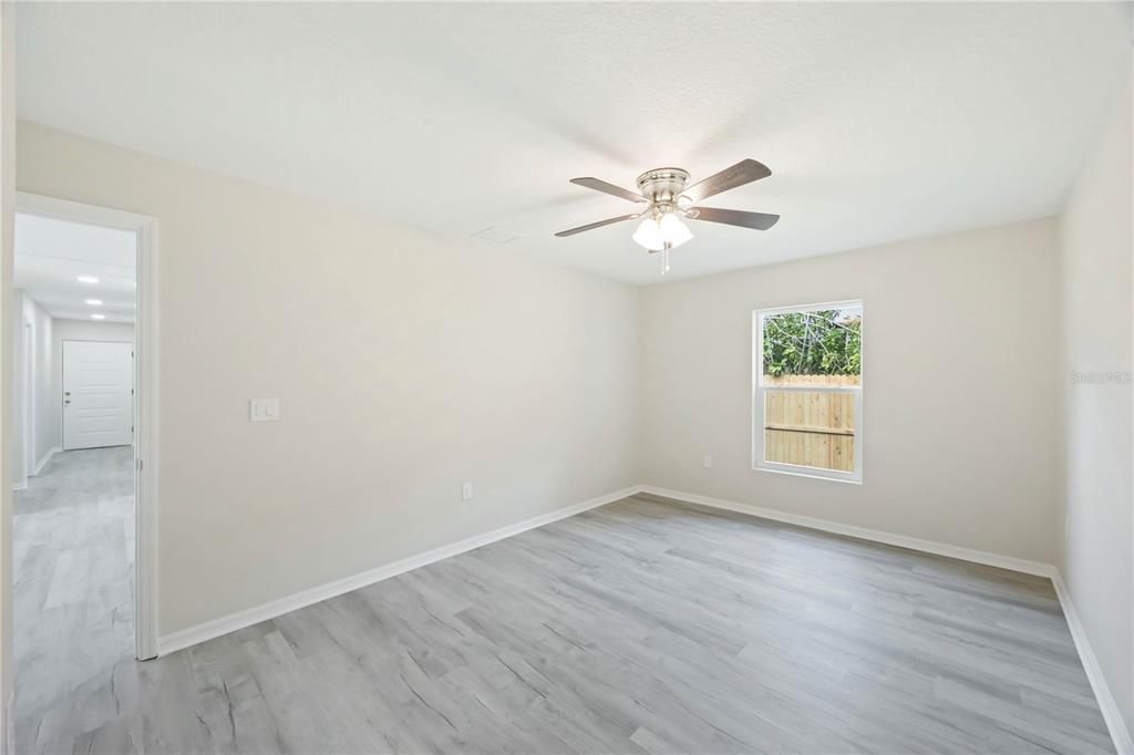 For Sale: $599,999 (7 beds, 0 baths, 4110 Square Feet)