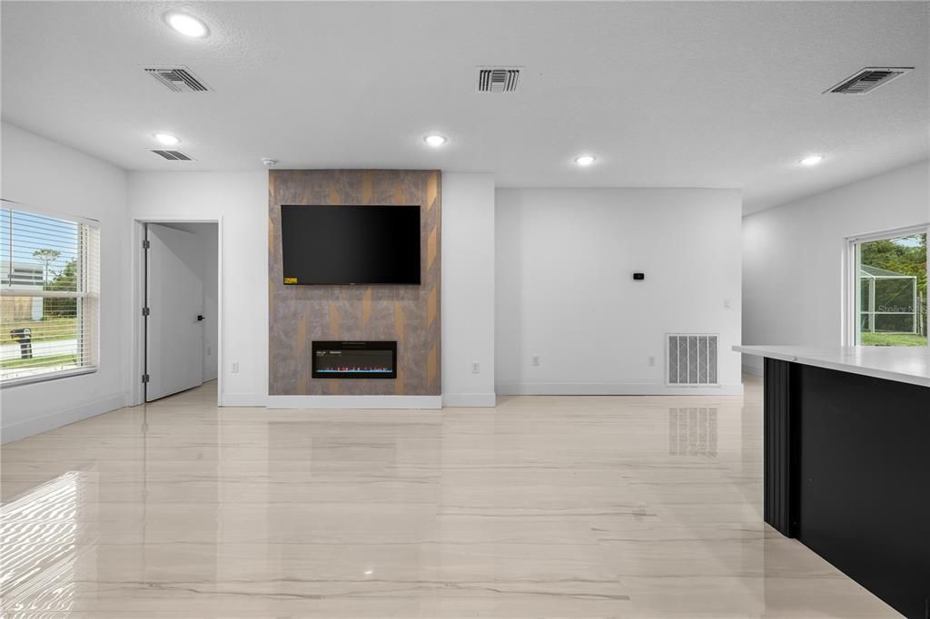 На продажу: $298,000 (3 спален, 2 ванн, 1250 Квадратных фут)