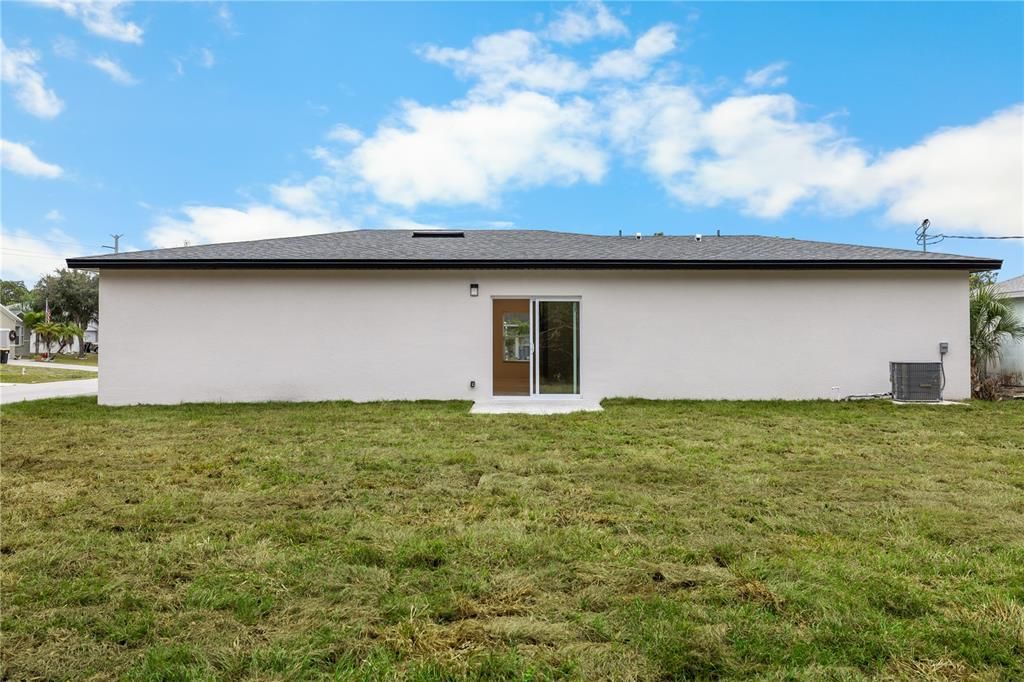 На продажу: $298,000 (3 спален, 2 ванн, 1250 Квадратных фут)