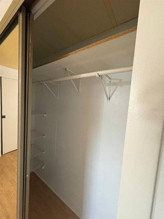 En Venta: $199,900 (2 camas, 2 baños, 840 Pies cuadrados)