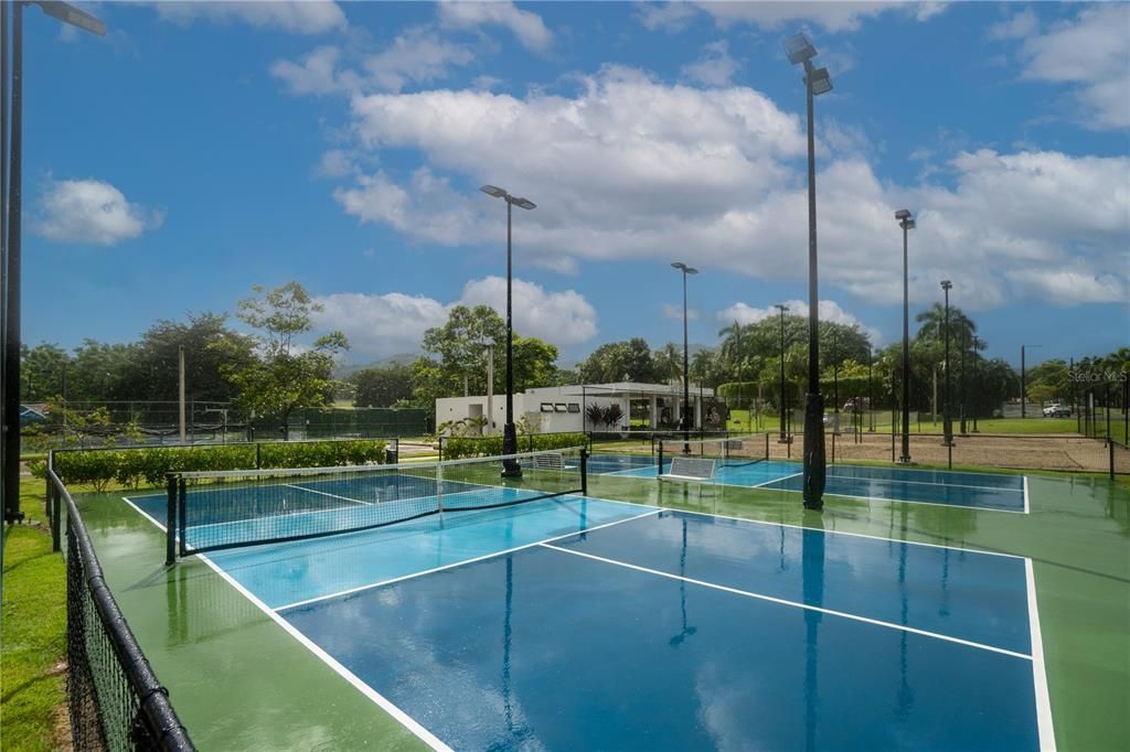 For Sale: $550,000 (4 beds, 2 baths, 0 Square Feet)