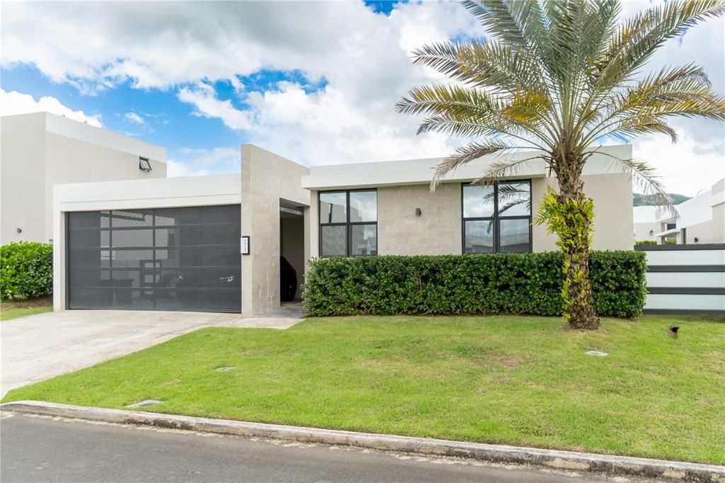 For Sale: $550,000 (4 beds, 2 baths, 0 Square Feet)