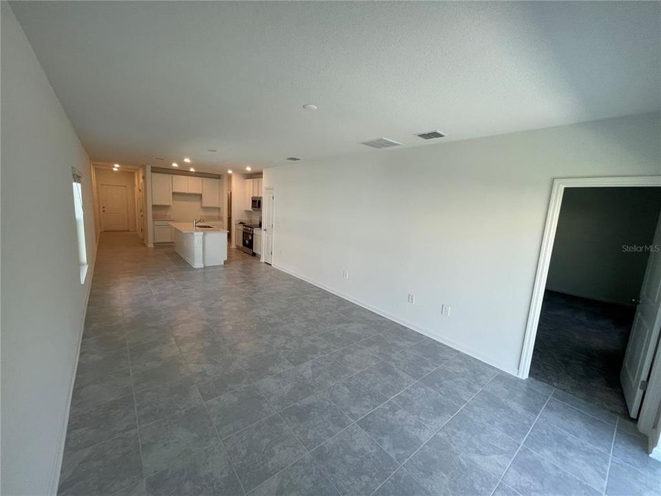 В аренду: $2,250 (3 спален, 2 ванн, 1432 Квадратных фут)