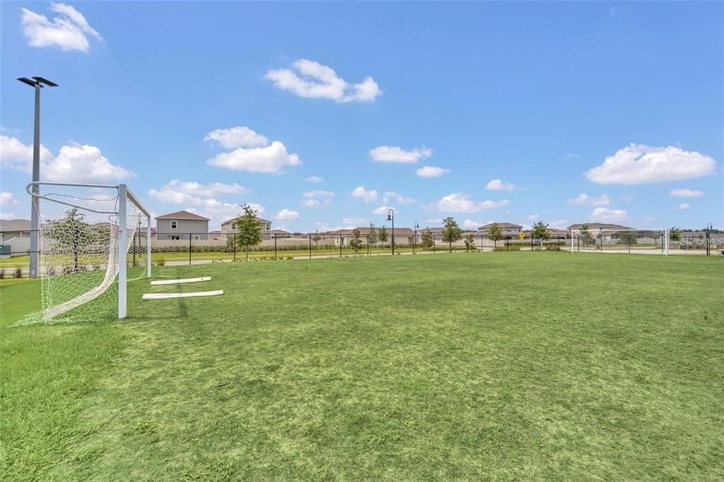 В аренду: $2,250 (3 спален, 2 ванн, 1432 Квадратных фут)