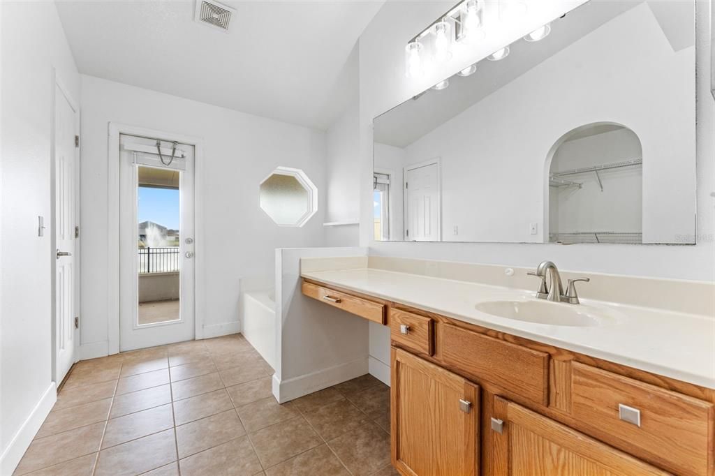 For Sale: $385,000 (4 beds, 2 baths, 1874 Square Feet)