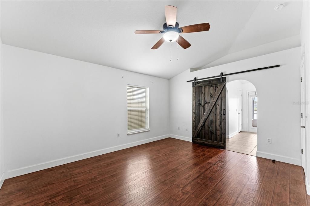 For Sale: $385,000 (4 beds, 2 baths, 1874 Square Feet)