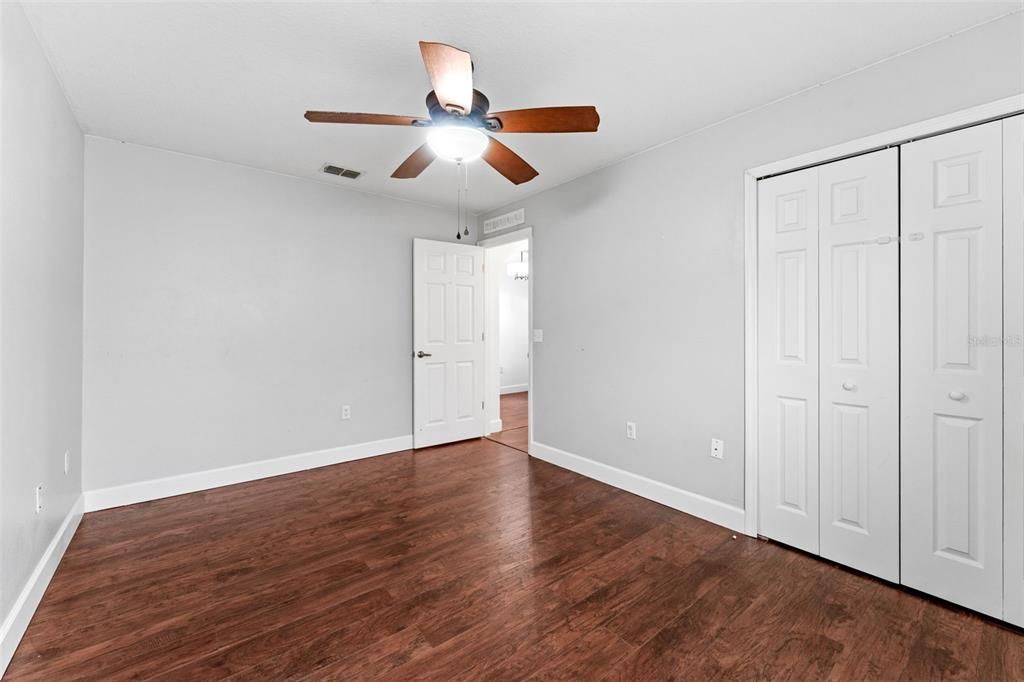 For Sale: $385,000 (4 beds, 2 baths, 1874 Square Feet)