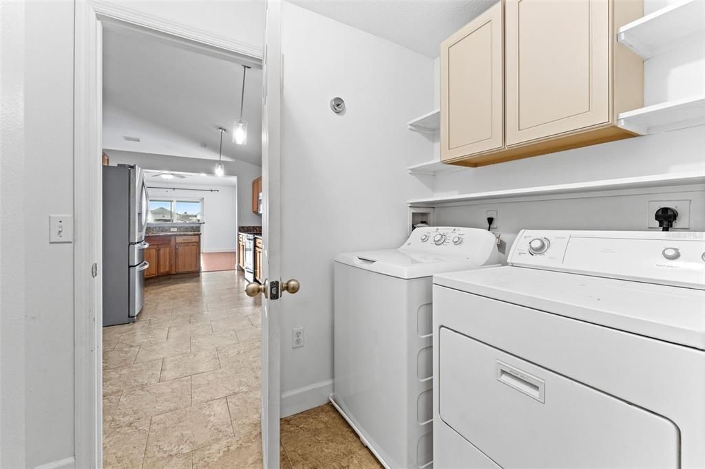 For Sale: $385,000 (4 beds, 2 baths, 1874 Square Feet)