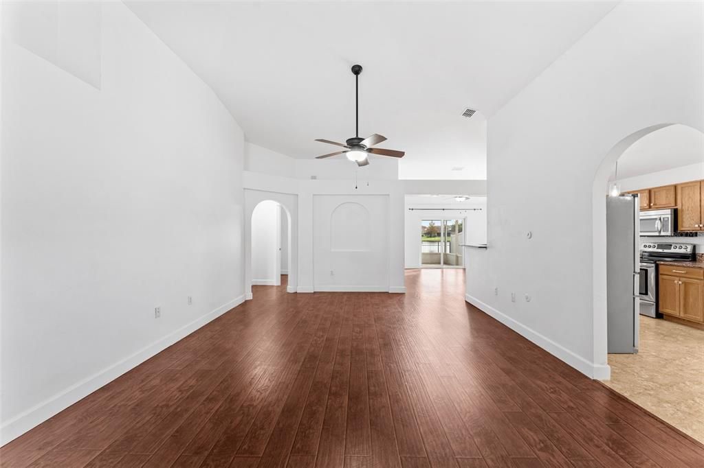 For Sale: $385,000 (4 beds, 2 baths, 1874 Square Feet)