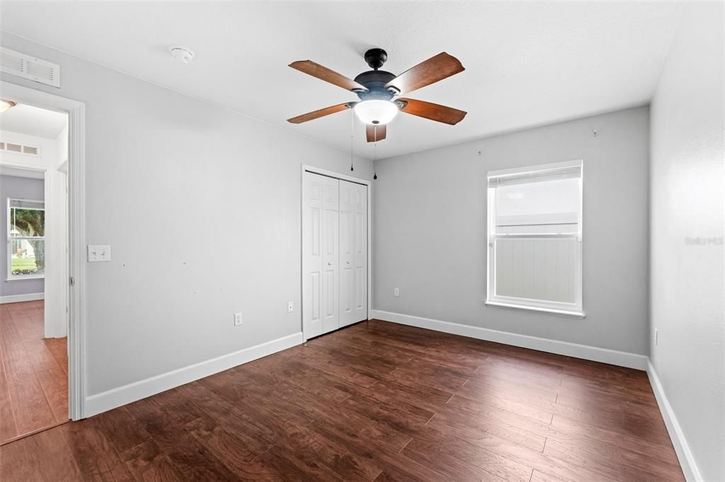 For Sale: $385,000 (4 beds, 2 baths, 1874 Square Feet)