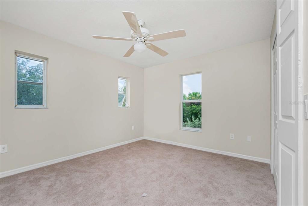 待售: $619,500 (4 贝兹, 5 浴室, 2757 平方英尺)