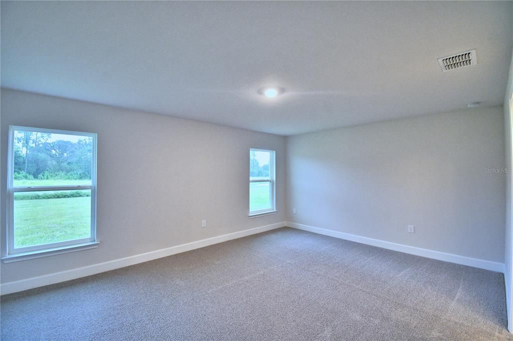 For Sale: $368,269 (4 beds, 2 baths, 2169 Square Feet)