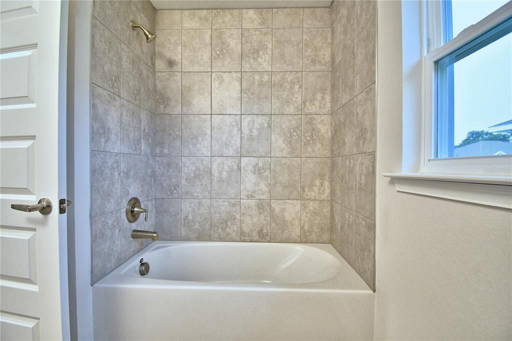 For Sale: $368,269 (4 beds, 2 baths, 2169 Square Feet)