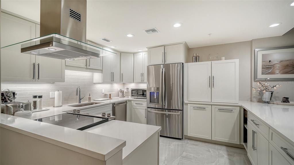 En Venta: $2,488,000 (4 camas, 4 baños, 2415 Pies cuadrados)