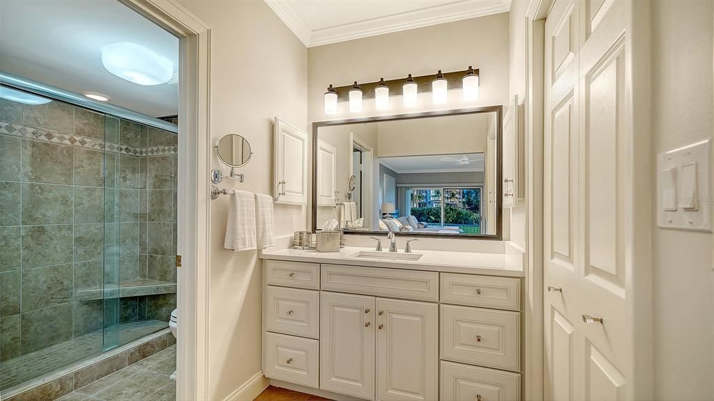 En Venta: $2,488,000 (4 camas, 4 baños, 2415 Pies cuadrados)