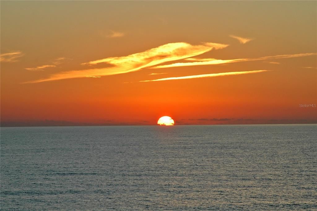 En Venta: $2,488,000 (4 camas, 4 baños, 2415 Pies cuadrados)