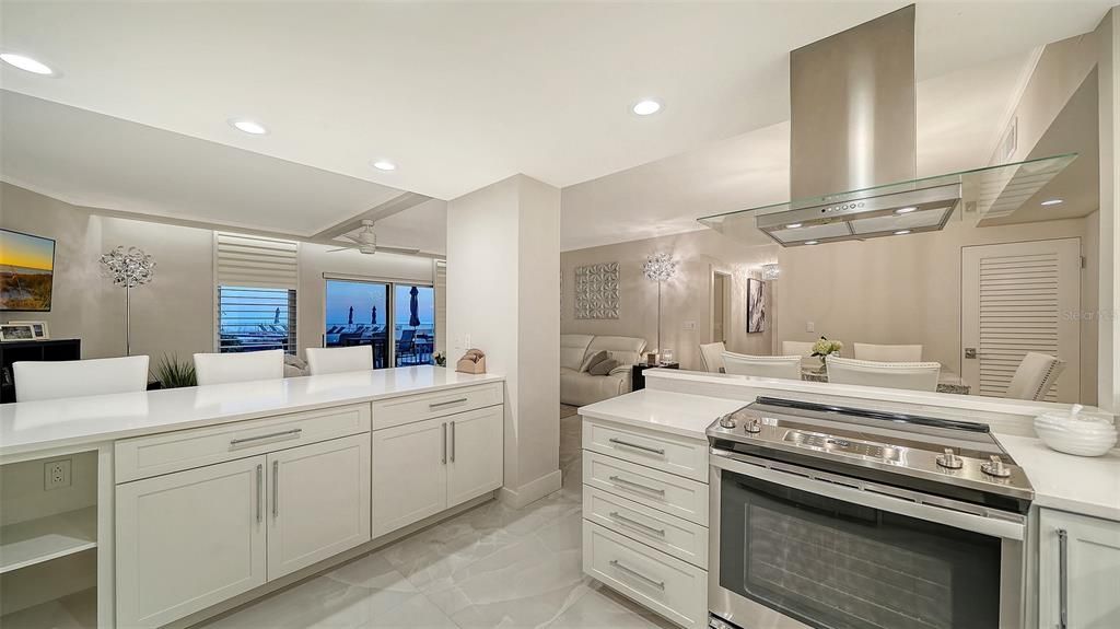 En Venta: $2,488,000 (4 camas, 4 baños, 2415 Pies cuadrados)